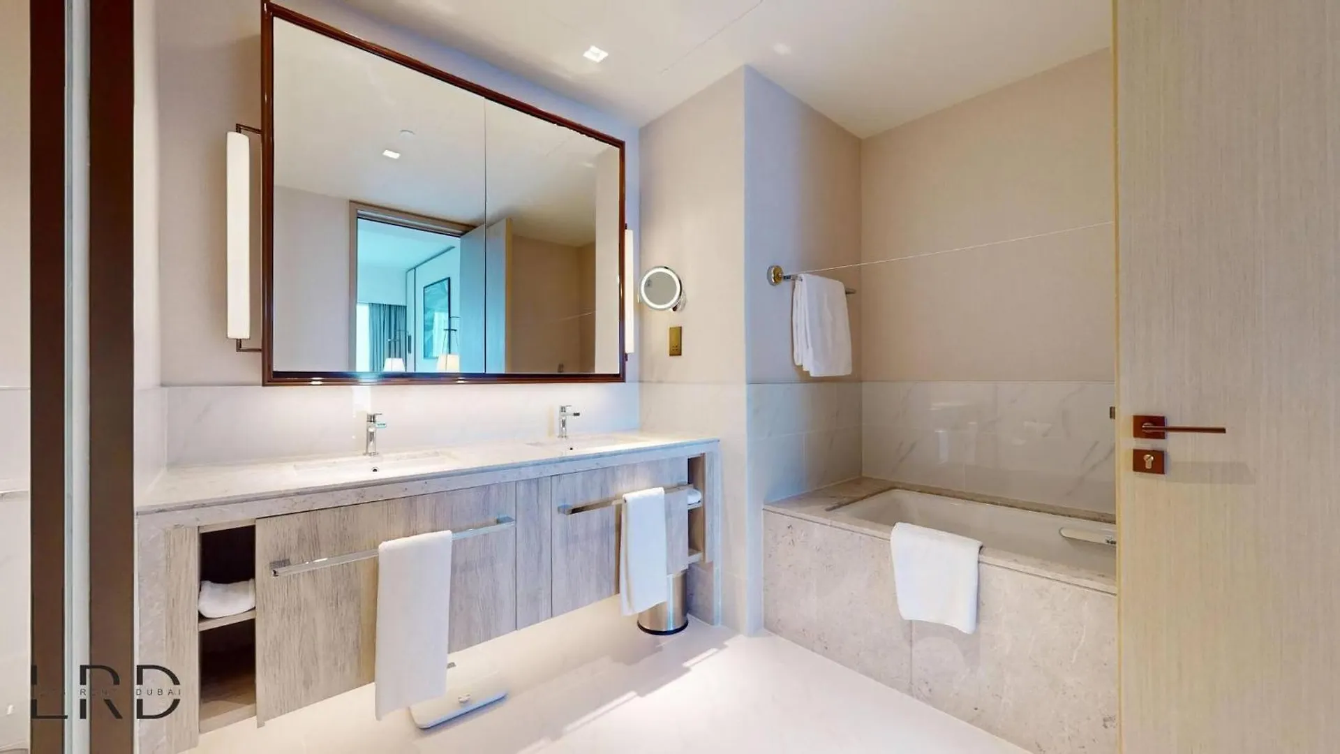 Classy & Cozy 2Br Harbour Point Dubai United Arab Emirates